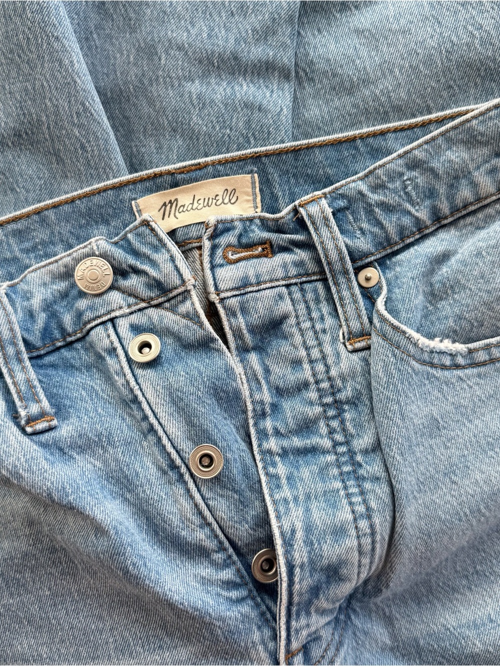 Madewell Balloon Women’s jeans in light blue wash - Picture 5 of 5